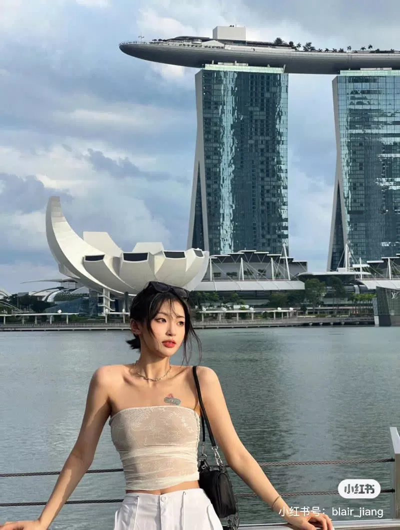 High-End Escort Memoir in Singapore: Double Life & Hidden Truths